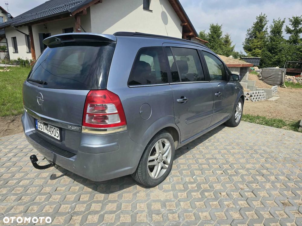 Opel Zafira - 6