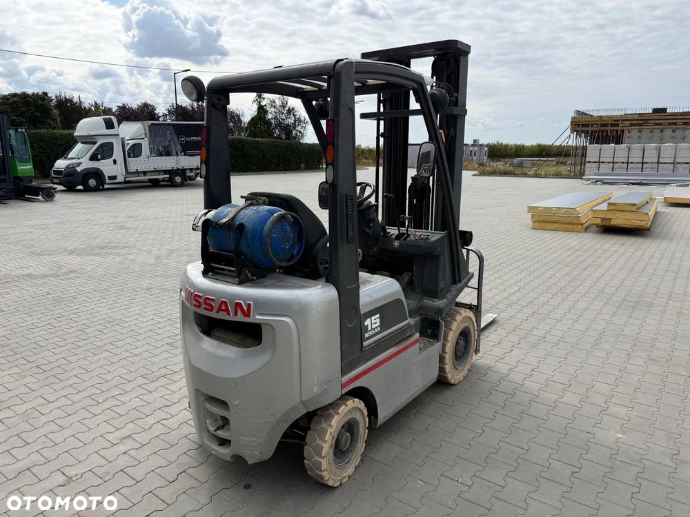 Nissan P1D1A15LQ - 3