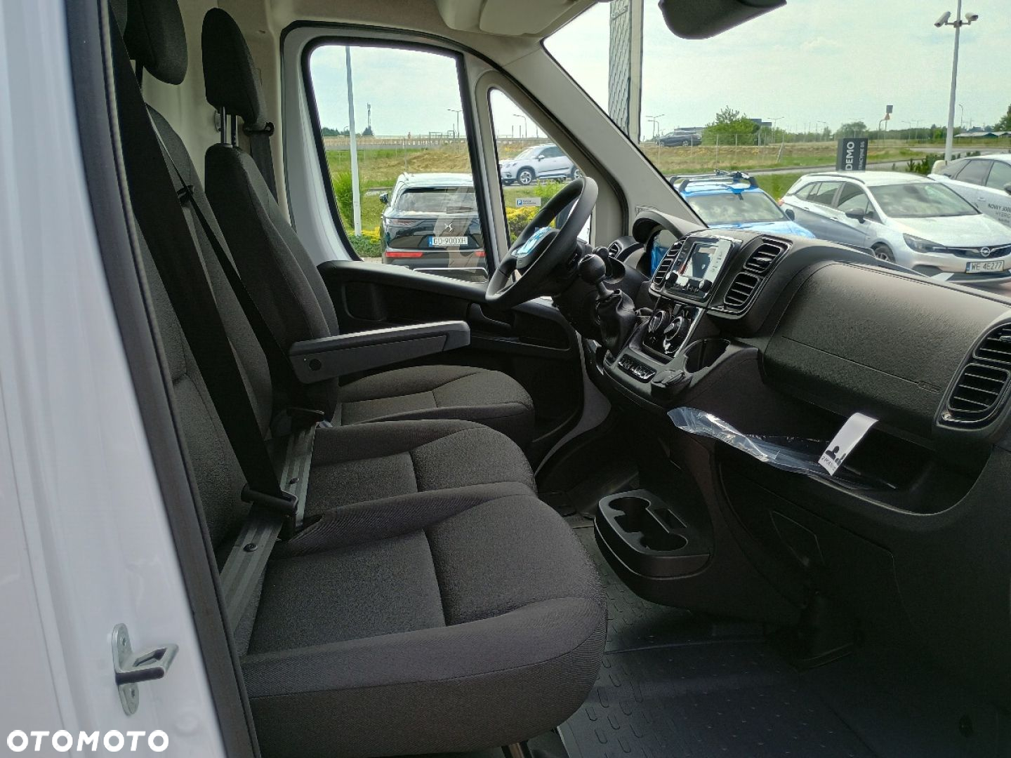 Peugeot Boxer Furgon 2.2-Power 140KM - 9
