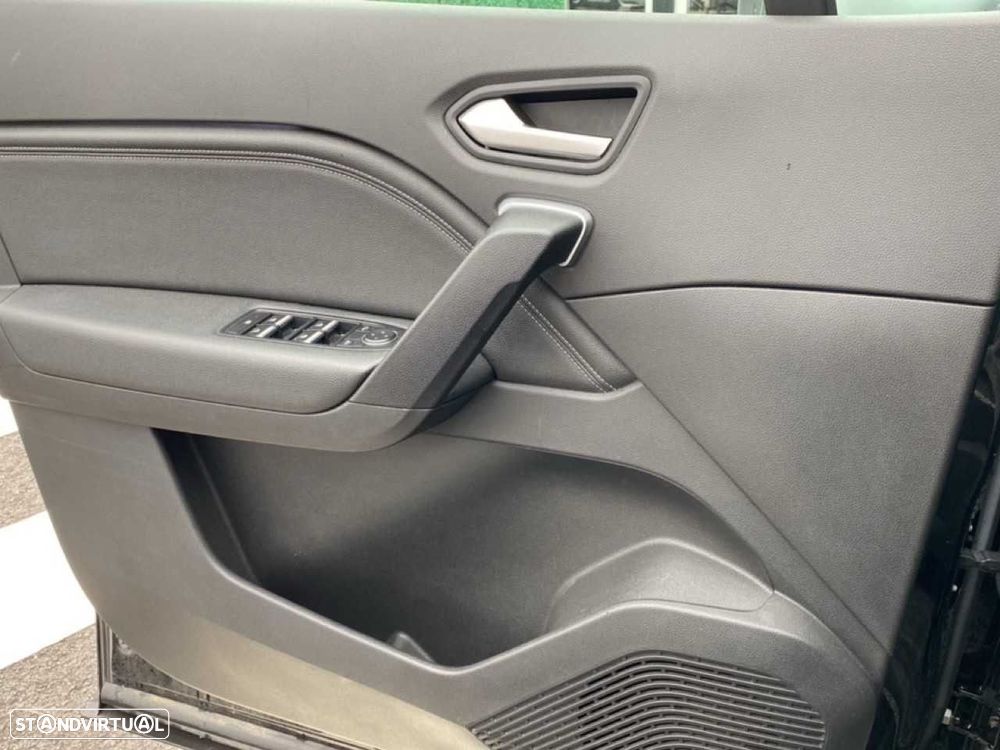 Renault Captur 1.0 TCe Exclusive - 18