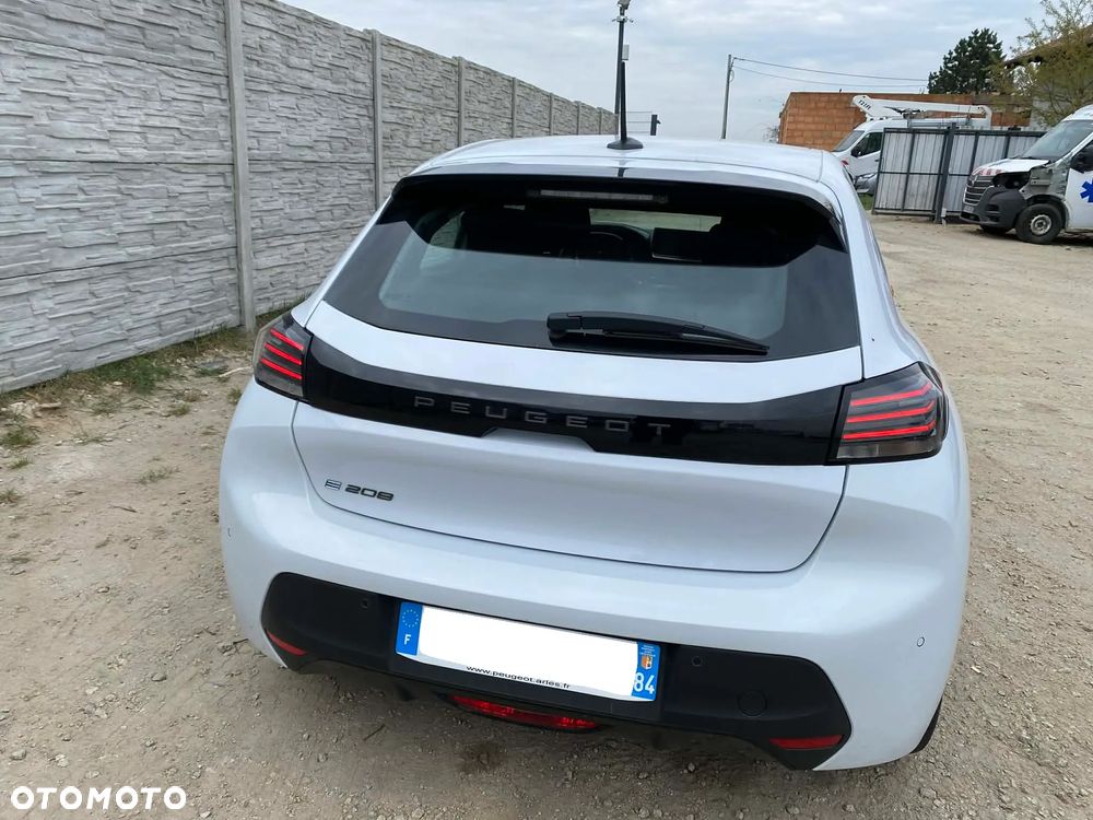 Peugeot 208 Elektromotor 156 Allure - 17