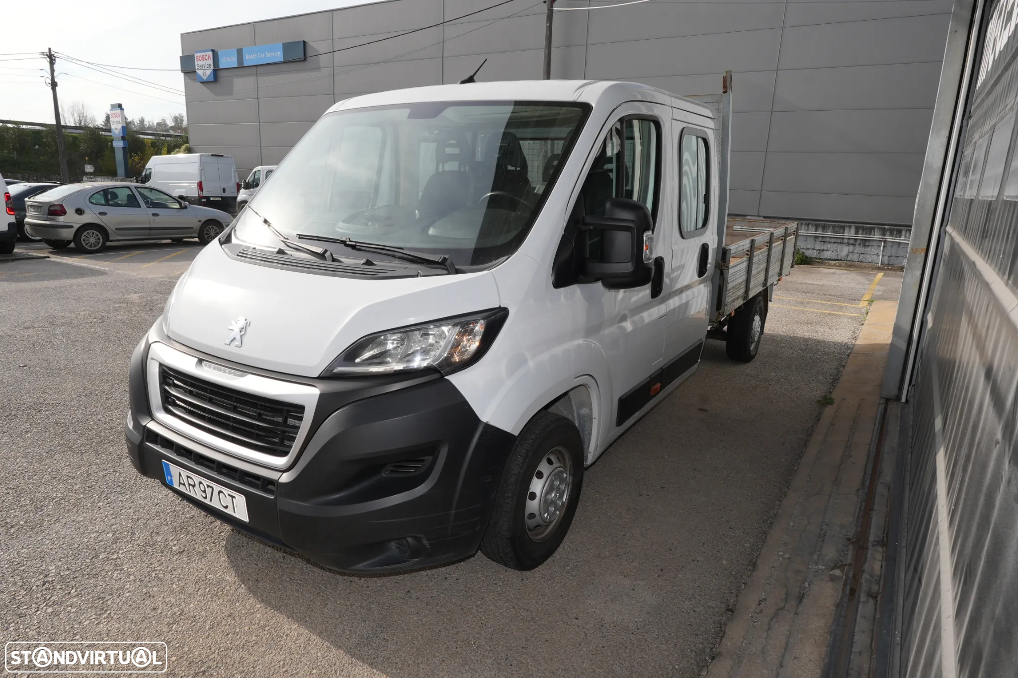 Peugeot Boxer 7Lugares 2.2BlueHDI 140cv - 2