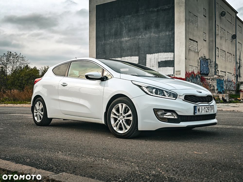 Kia ProCeed - 2
