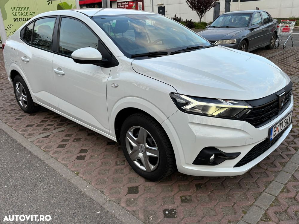 Dacia Logan TCe 90 Essential - 10