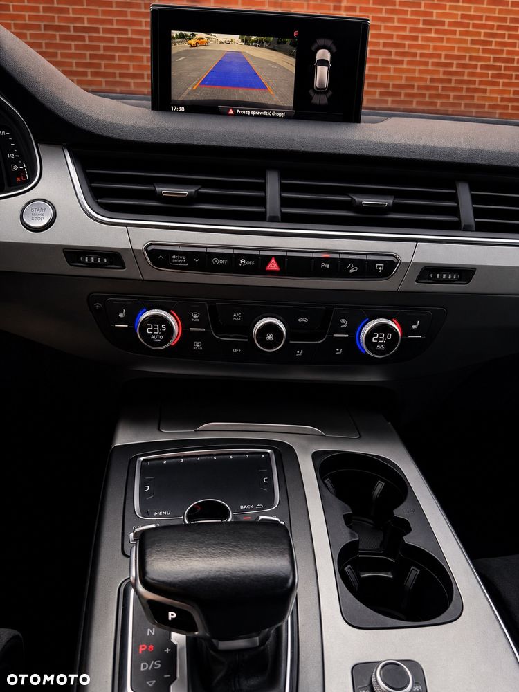 Audi Q7 - 6
