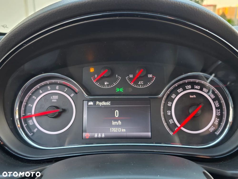 Opel Insignia - 21