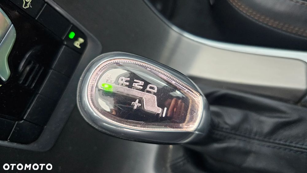 Volvo XC 60 D3 Momentum - 3