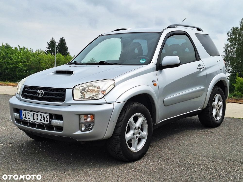 Toyota RAV4 D-4D 4x4 - 11