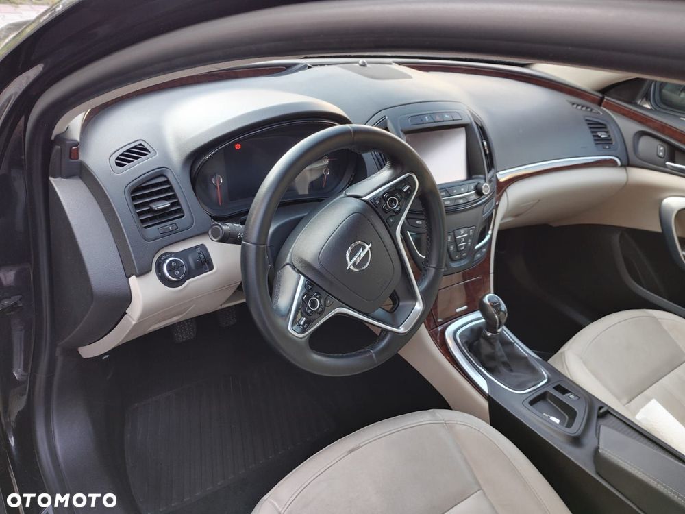 Opel Insignia 2.0 CDTI Cosmo S&S - 11