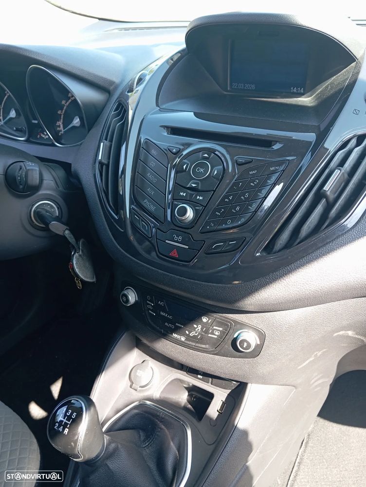 Ford Tourneo Courier 1.5 TDCi Titanium - 7