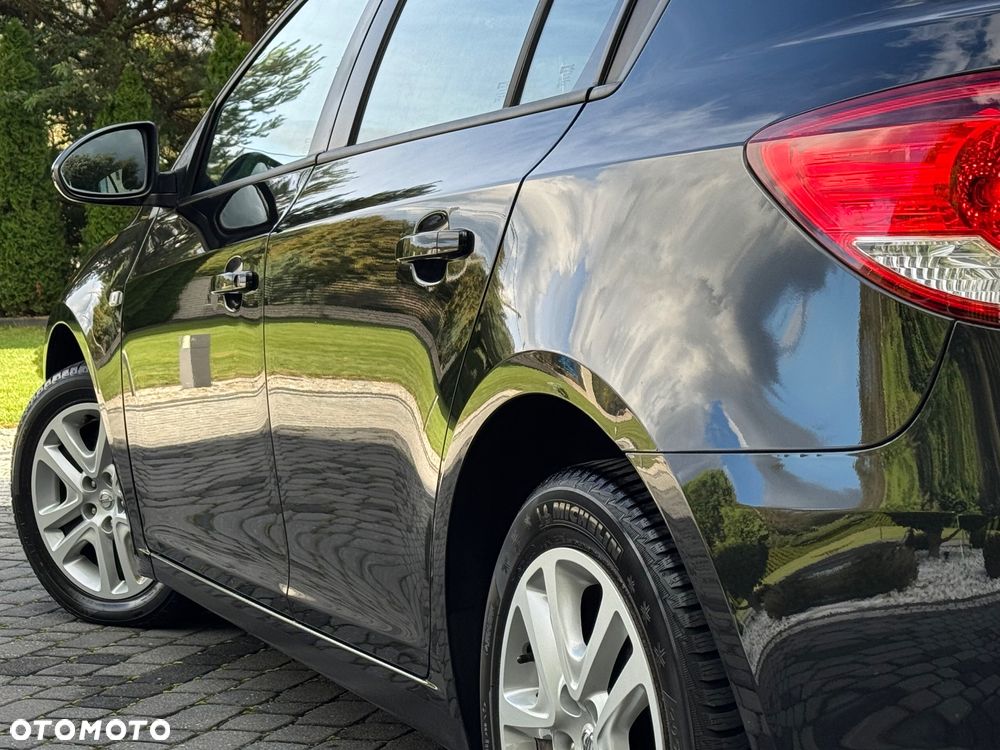 Chevrolet Cruze 1.8 LT - 16