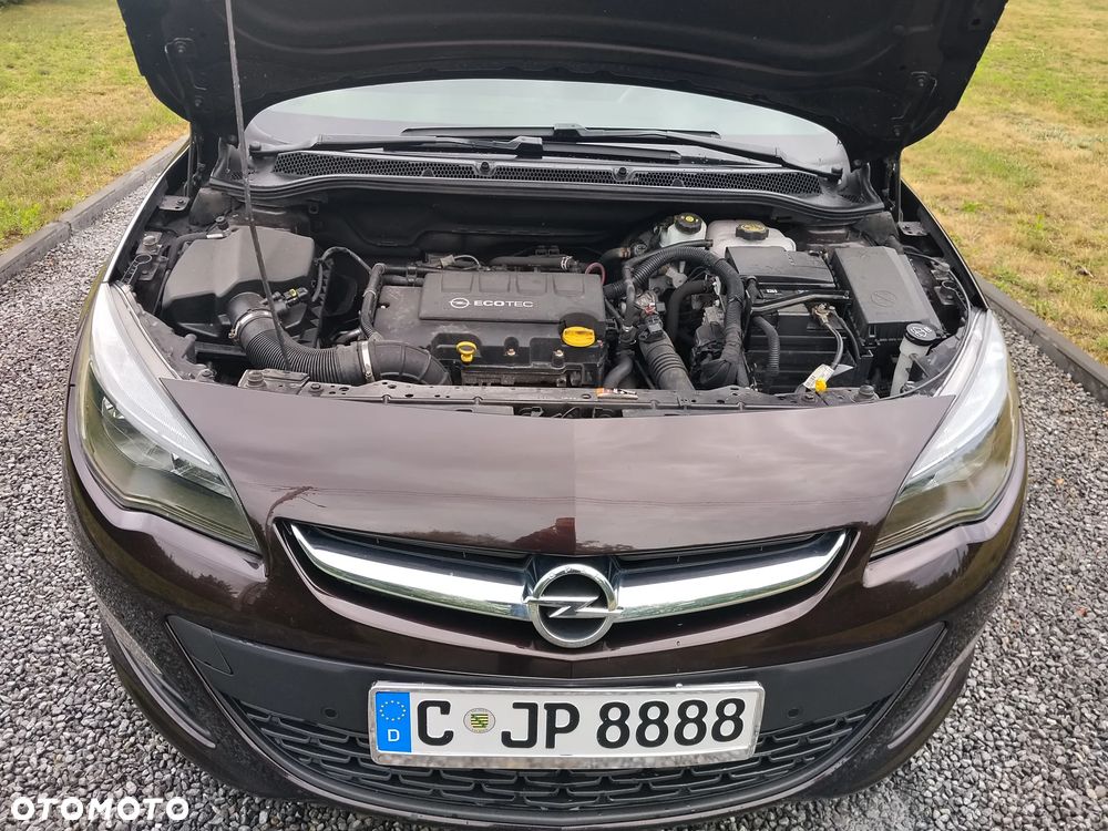 Opel Astra 1.4 T Cosmo - 33