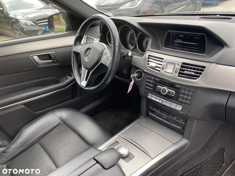 Mercedes-Benz Klasa E 200 7G-TRONIC Avantgarde - 24