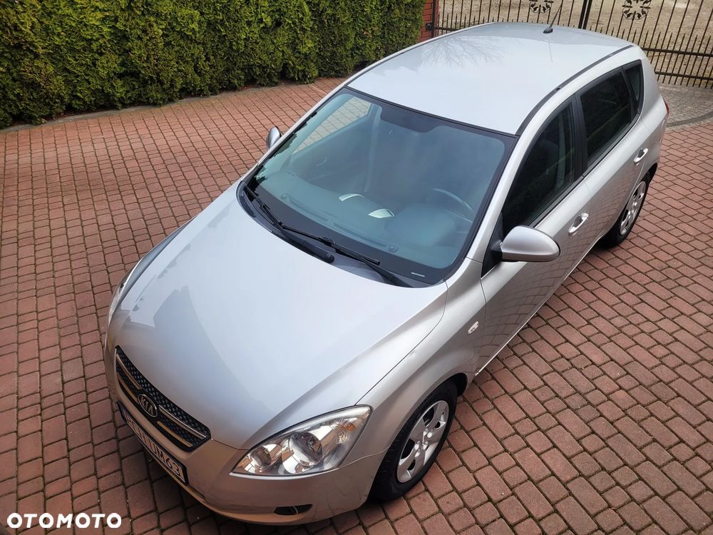 Kia Ceed 1.6 CVVT EX - 1