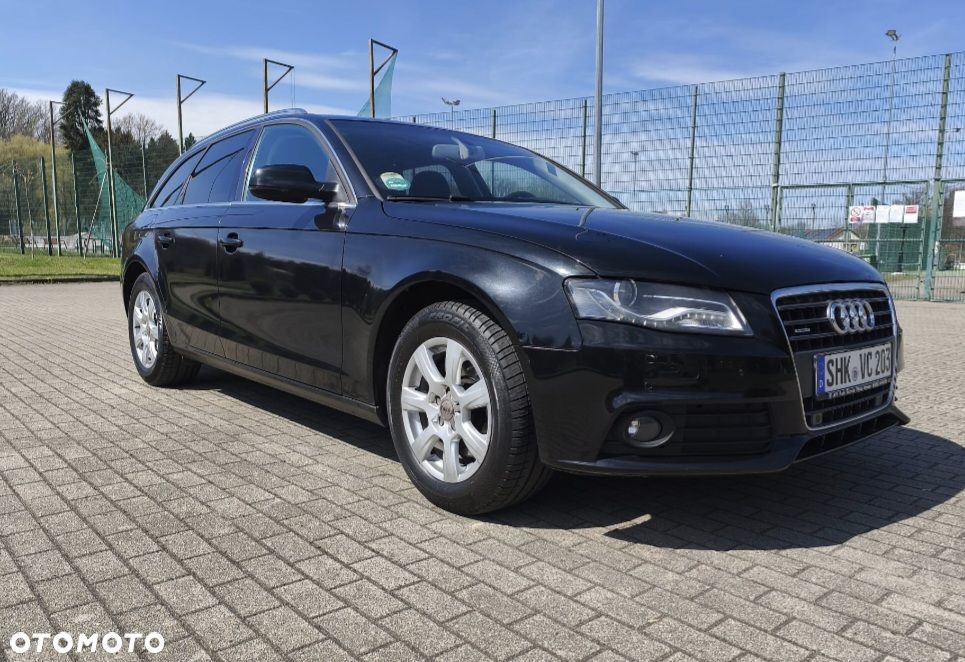 Audi A4 Avant 2.0 TDI DPF quattro - 11