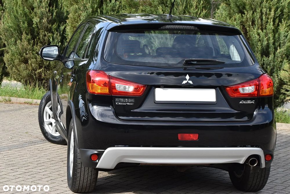 Mitsubishi ASX - 5