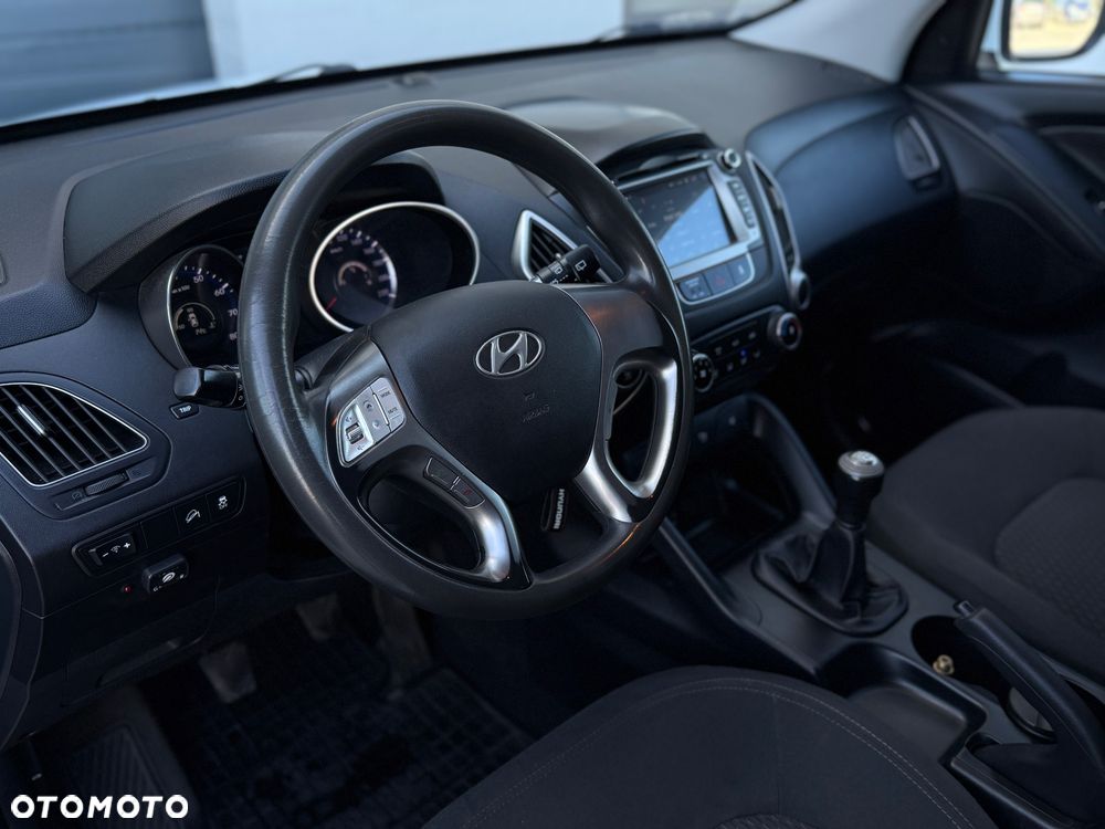 Hyundai ix35 2.0 Premium 2WD - 17