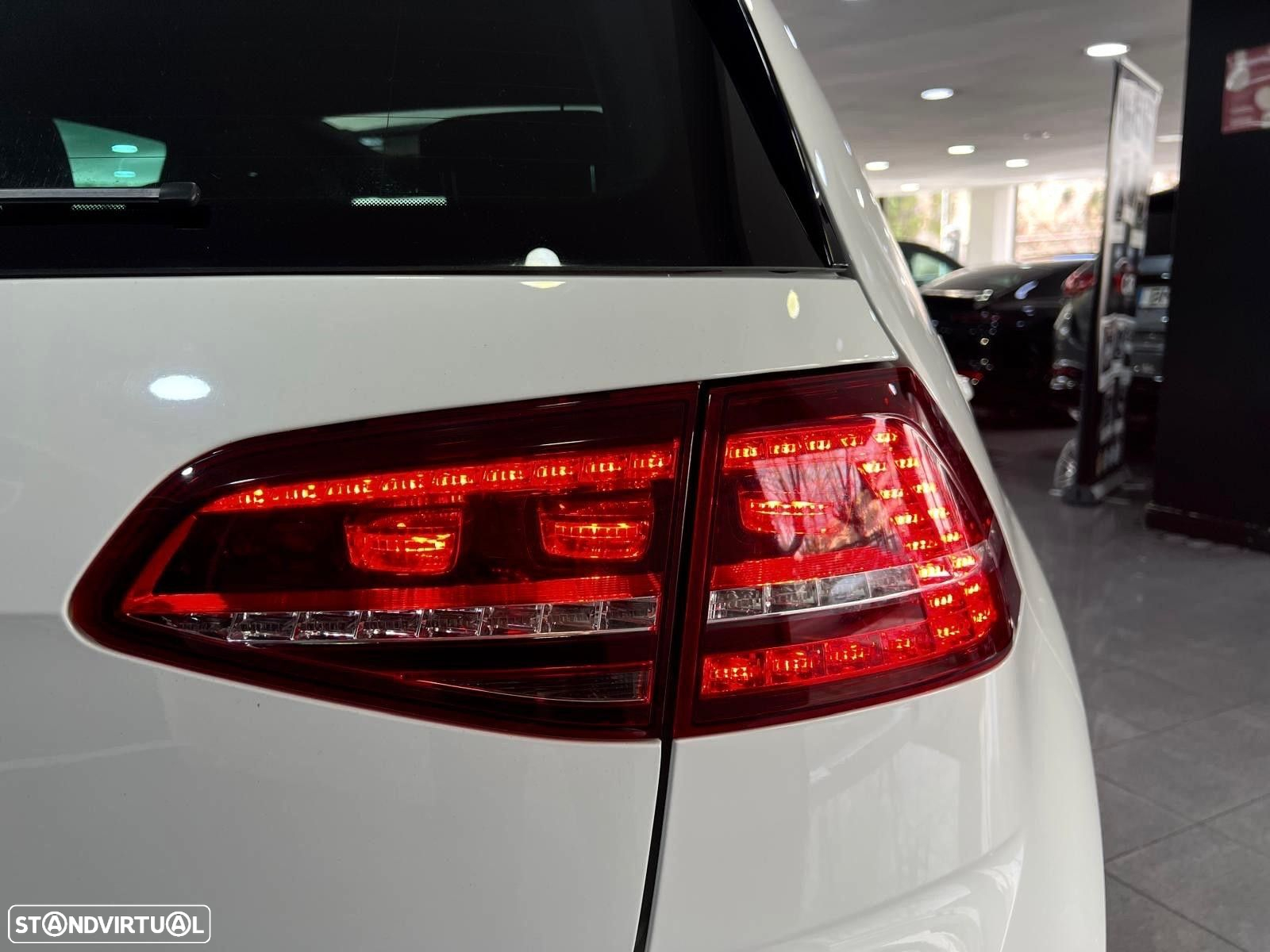 VW Golf 2.0 TDi GTD - 23
