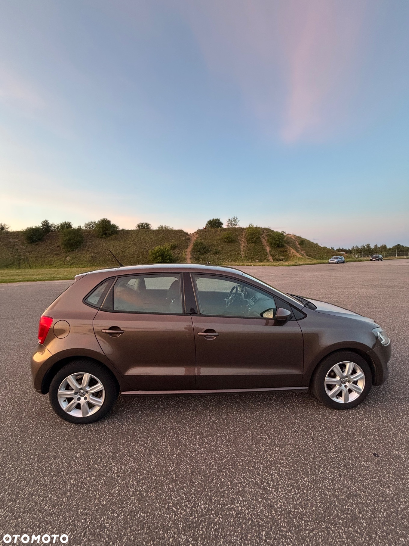 Volkswagen Polo 1.4 16V Highline - 4