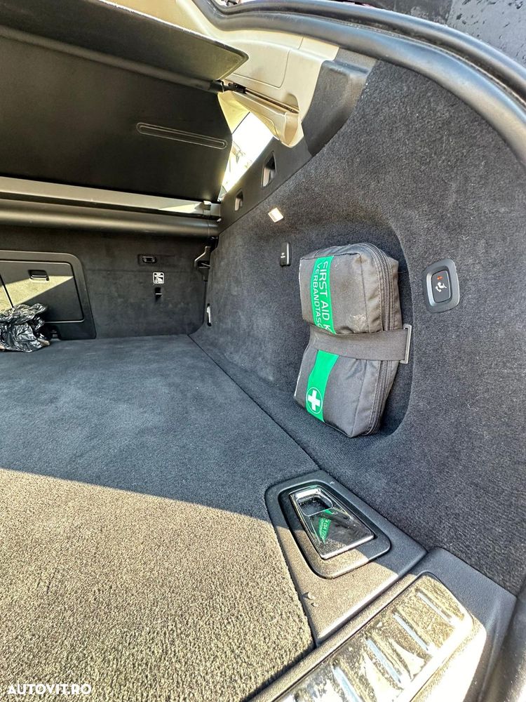 Volvo V90 D3 Geartronic Momentum Pro - 9