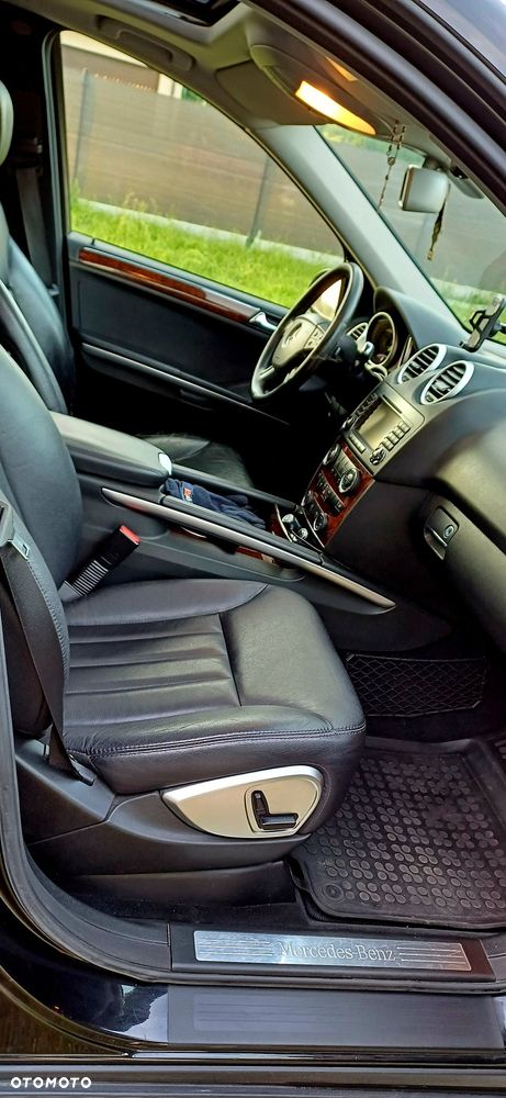 Mercedes-Benz ML - 6