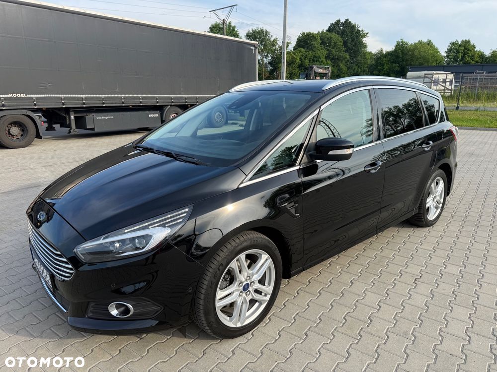Ford S-Max 1.5 EcoBoost Titanium - 4