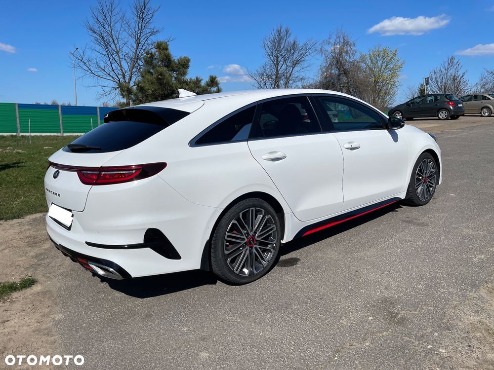 Kia ProCeed - 20
