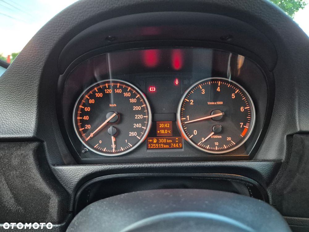 BMW Seria 3 320i - 31