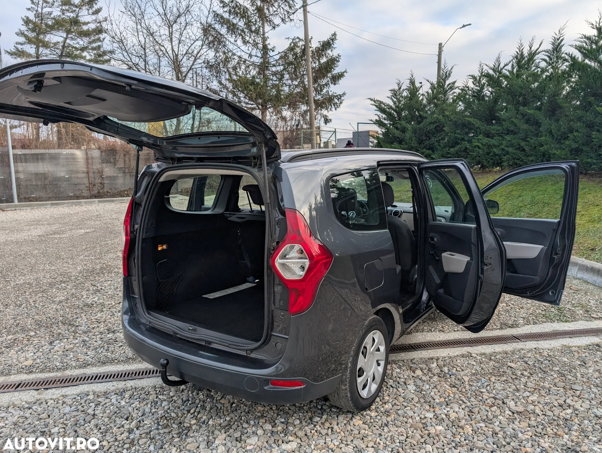 Dacia Lodgy 1.5 dCi Laureate - 8