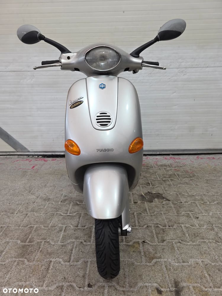 Piaggio Vespa - 13