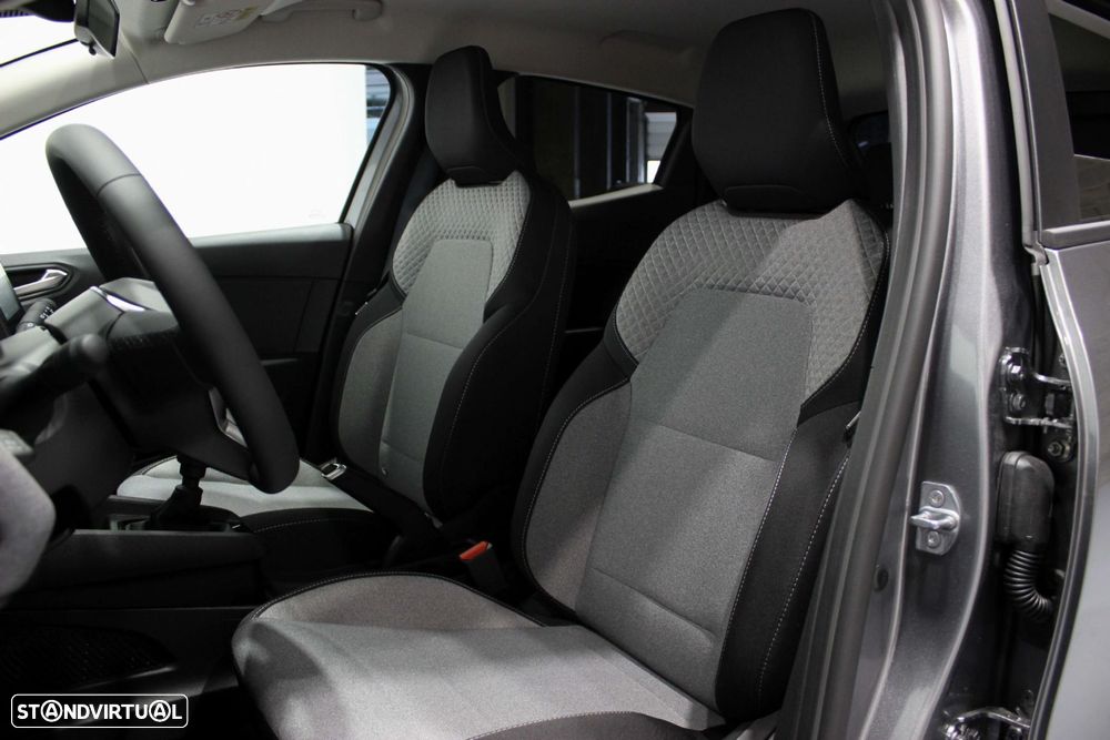 Renault Clio 1.0 TCe Evolution Bi-Fuel - 29