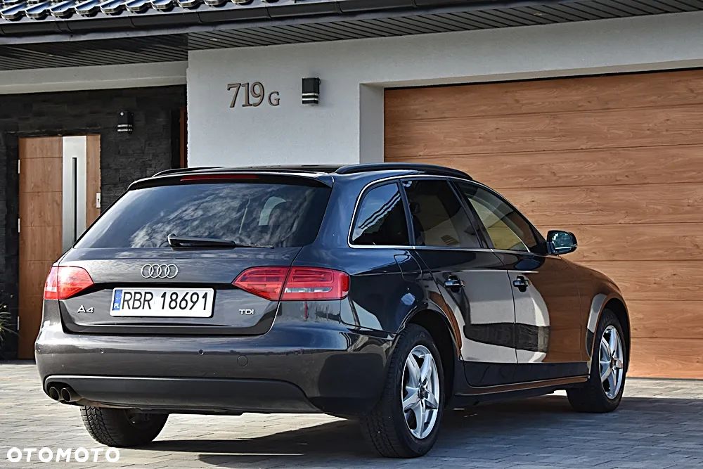 Audi A4 Avant 2.0 TDI DPF Attraction - 8