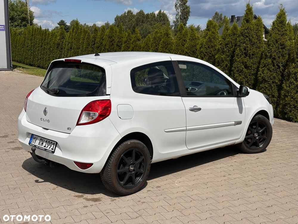 Renault Clio 1.5 dCi Luxe Dynamique - 16