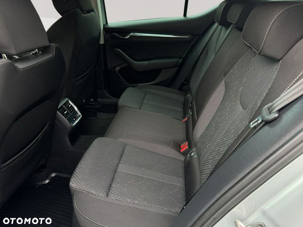 Skoda Octavia 2.0 TSI DSG 4x4 Style - 24