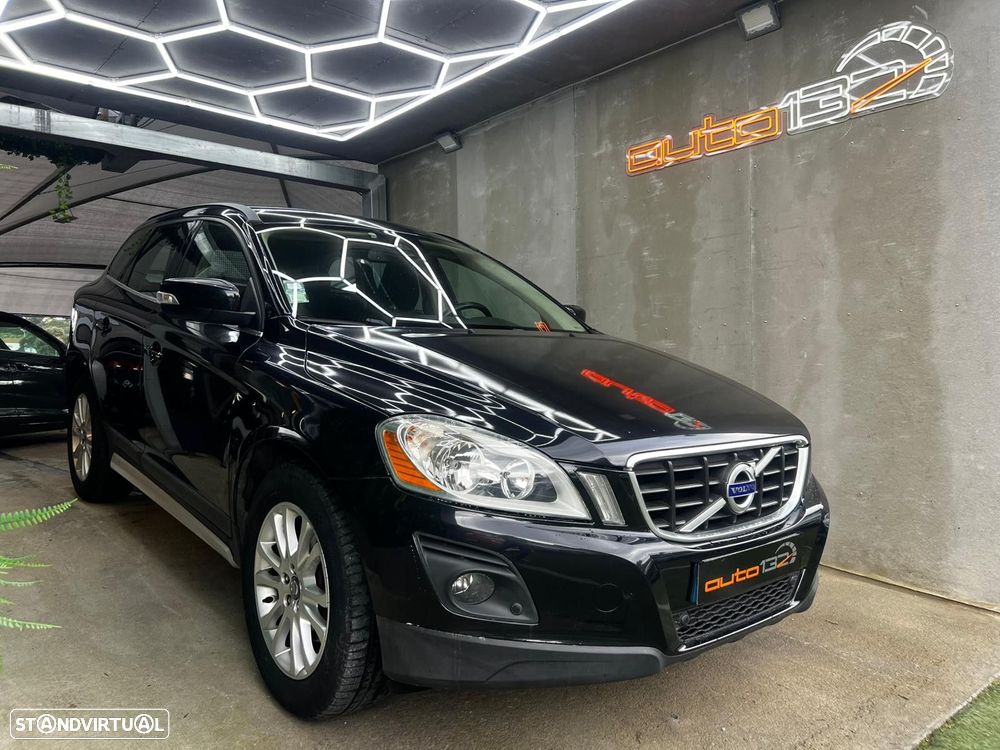 Volvo XC 60 D5 Momentum - 1