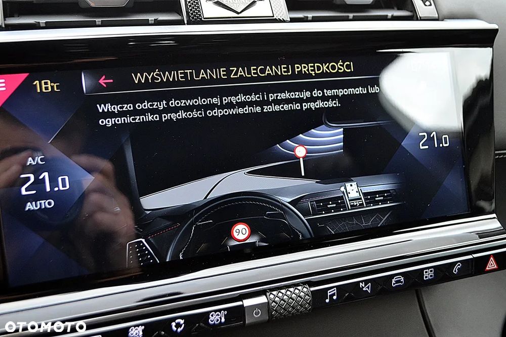 DS Automobiles DS 7 Crossback - 30
