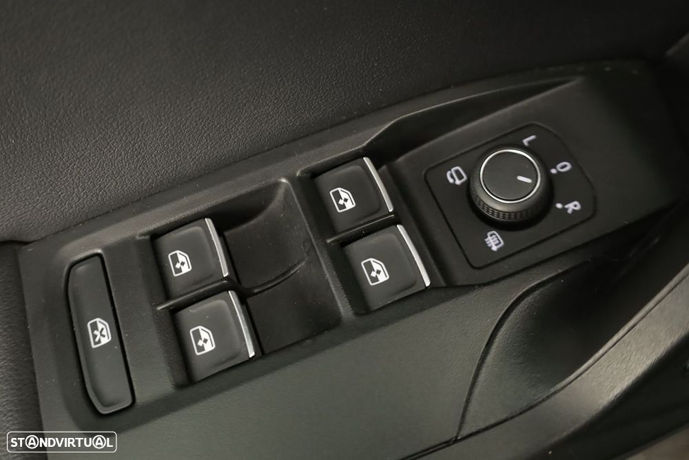 SEAT Leon ST 1.5 TSI e-Hybrid FR DSG - 19