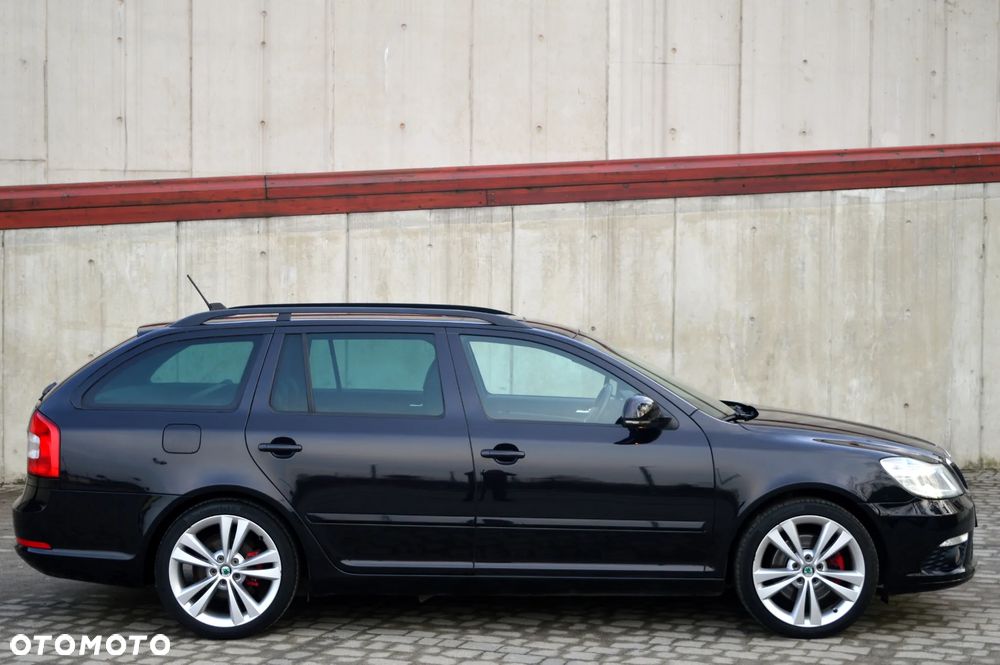 Skoda Octavia 2.0 TSI RS - 8