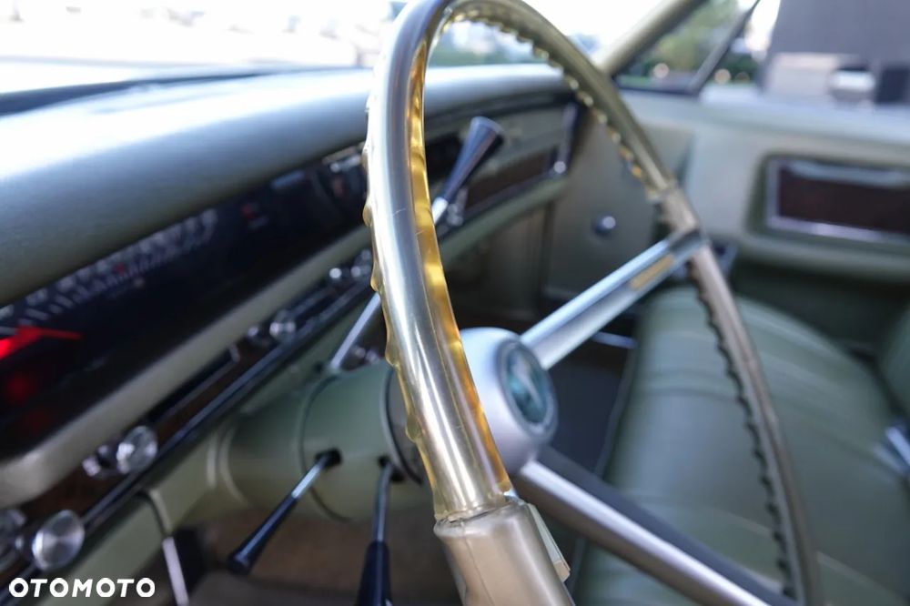 Pontiac Bonneville - 25