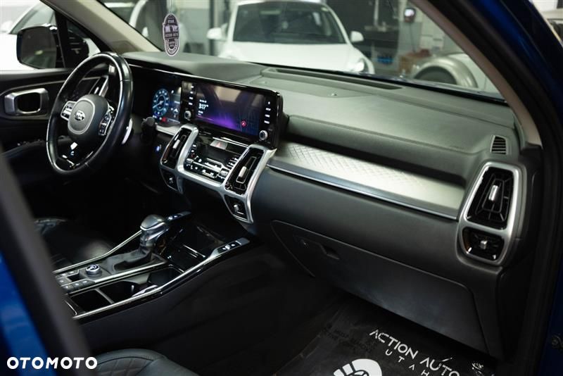 Kia Sorento - 8