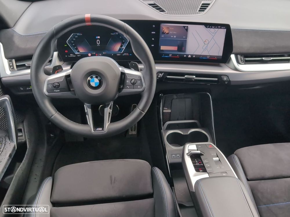BMW X2 18 d sDrive Auto Pack M - 12