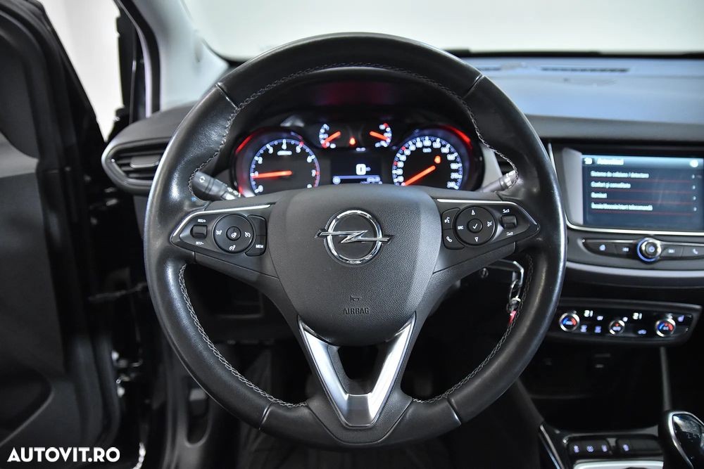 Opel Crossland - 17