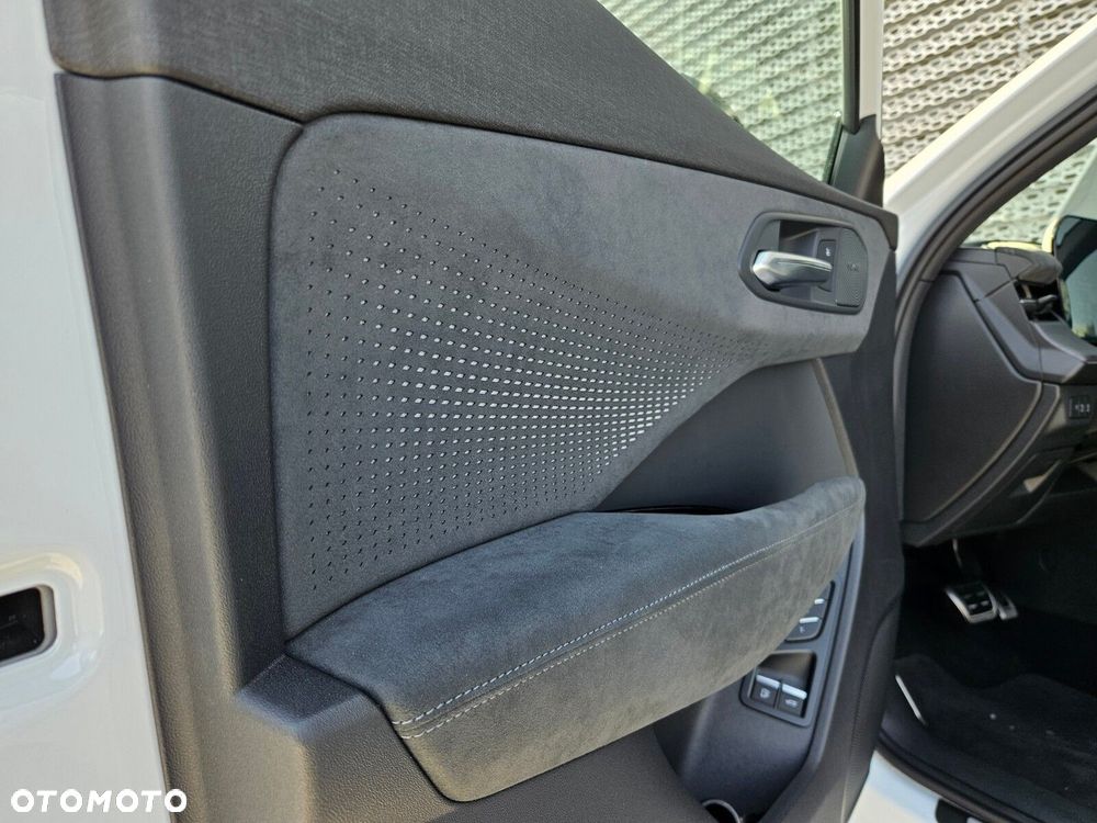 Audi Q3 Sportback - 16