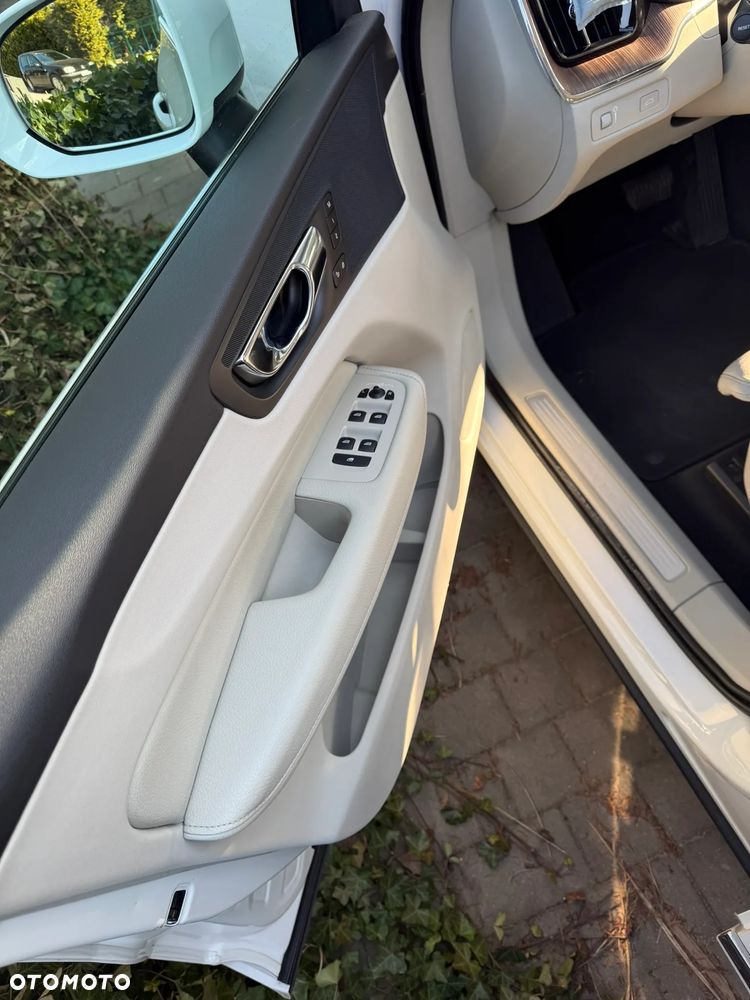Volvo XC 60 D4 Inscription - 19