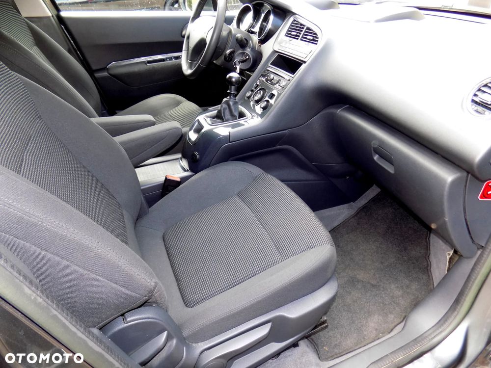 Peugeot 5008 1.6 HDi Style - 15