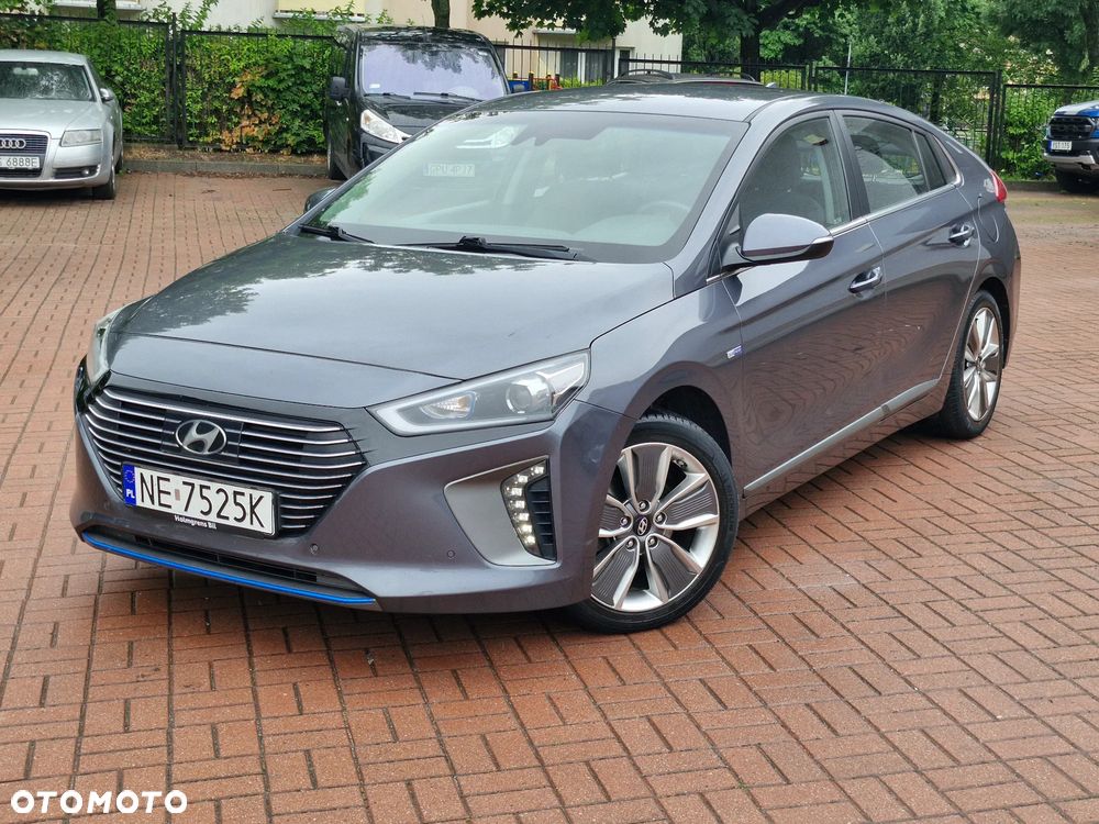 Hyundai IONIQ Hybrid Business - 2