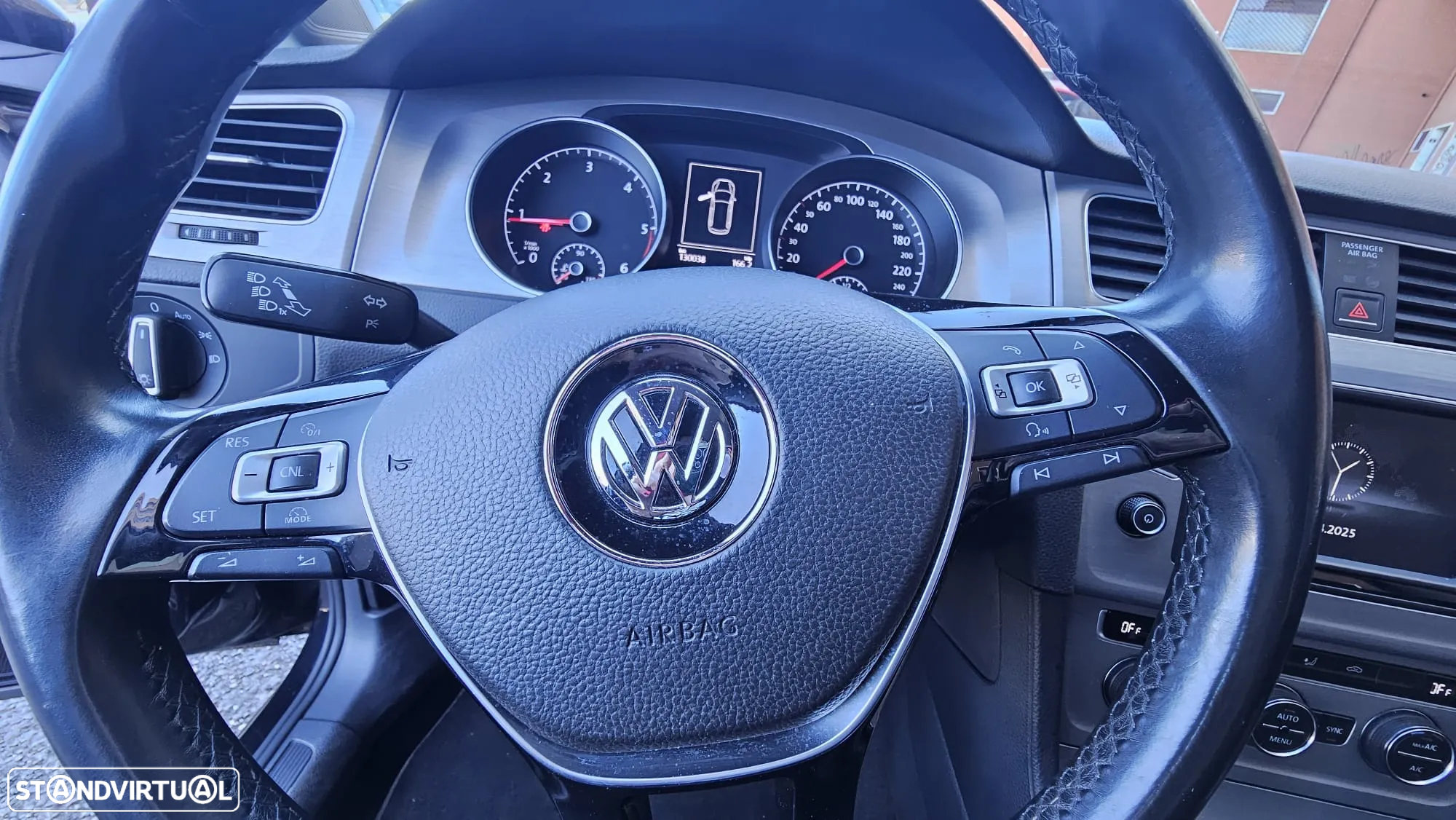 VW Golf Variant 1.6 TDi BlueMotion Confortline - 10