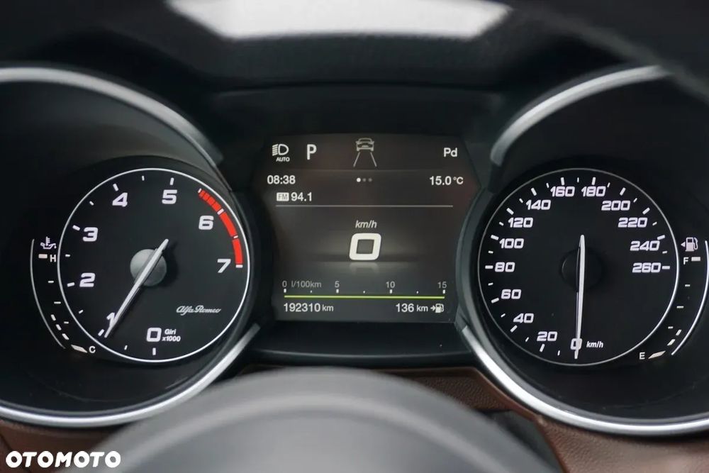 Alfa Romeo Stelvio 2.0 Turbo 16V AT8-Q4 First Edition - 14