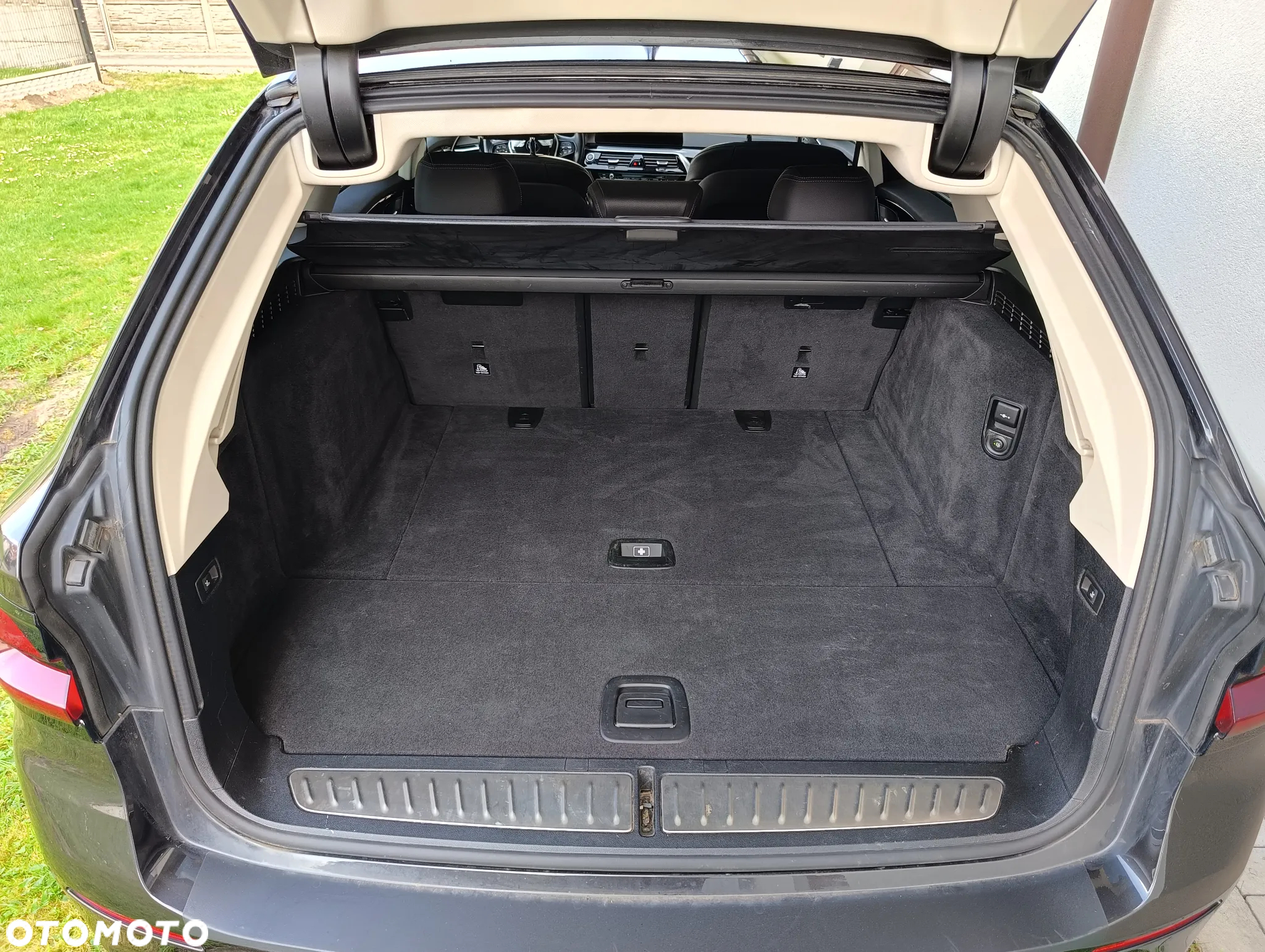 BMW Seria 5 520d Touring Sport Line - 39