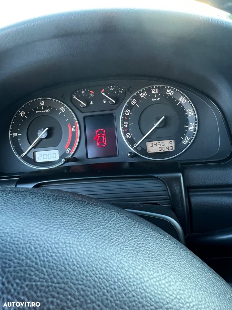Skoda Superb 2.0 TDI Exclusive - 8